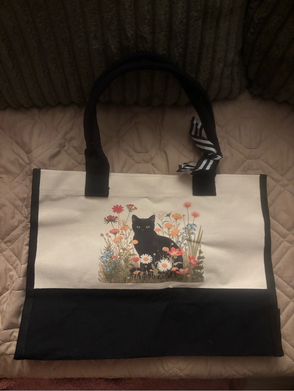 Amazon Black & Cream Cat Floral Canvas Tote with Ribbon